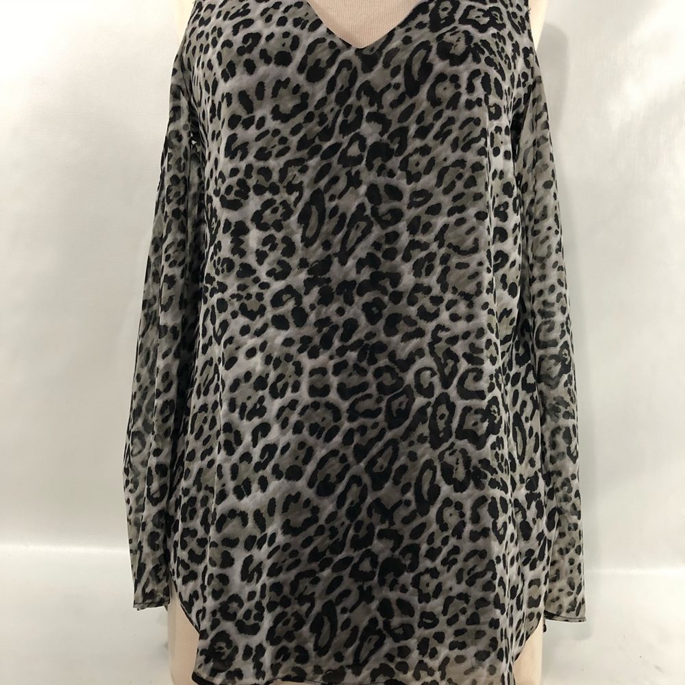 Jessica Simpson Women M Long Sleeve Chiffon Blouse